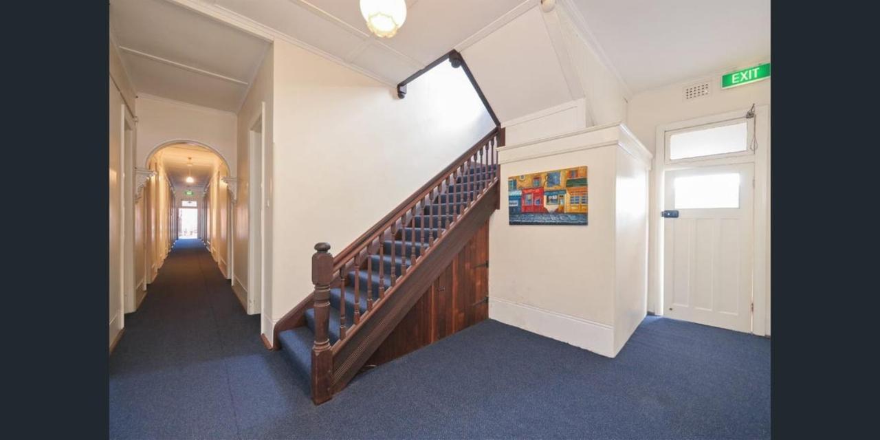 بيت شباب Emu Backpackers Perth - Note - Valid Passport Required For Check In المظهر الخارجي الصورة